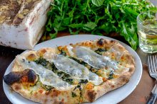 ArVolo Pinsa Lardo di Cinta Senese D.o.p. e cicoria ripassata
