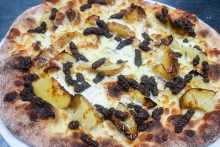Pizza bianca Tartufo e patate