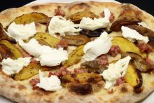 Pizza Umbra: Salsiccia, Patate arrosto, Funghi porcini