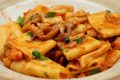 Paccheri con misto di calamari, polpo, e gamberi